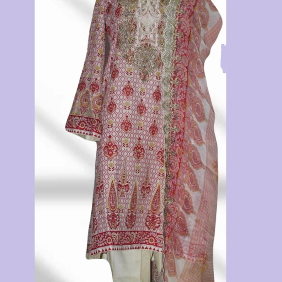 Printed 3 Pcs Lawn Suit with Embroidered Neck - Picture 7 of 7